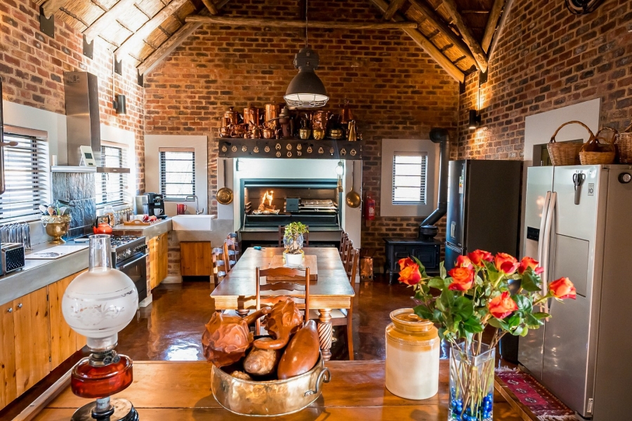 8 Bedroom Property for Sale in Potchefstroom Rural North West